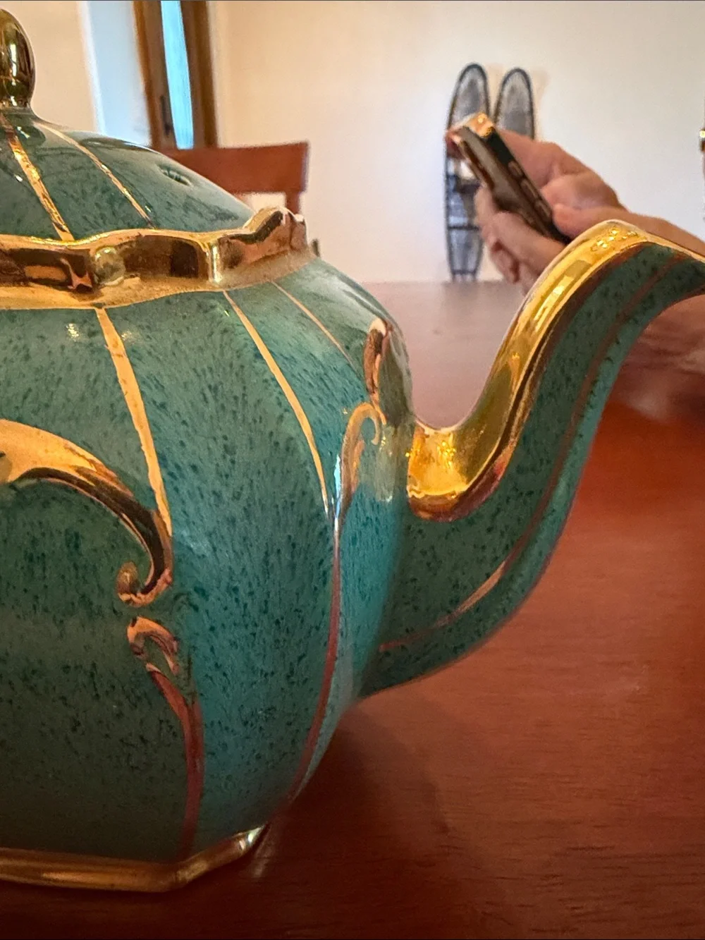 Sadler 1922 Cube Emerald and Gold Teapot